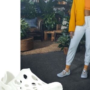 Merrell Women's Hydro Moc White Slip-On Clogs